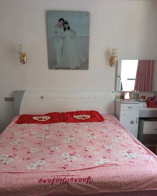 |晒下我家四层的自建房，花了80万，超爱院子里的鱼池和菜地