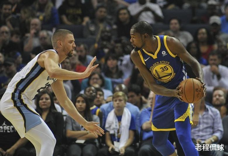灰熊队|前NBA老总自曝！1小时花25亿美元 曾合力制造垃圾合同