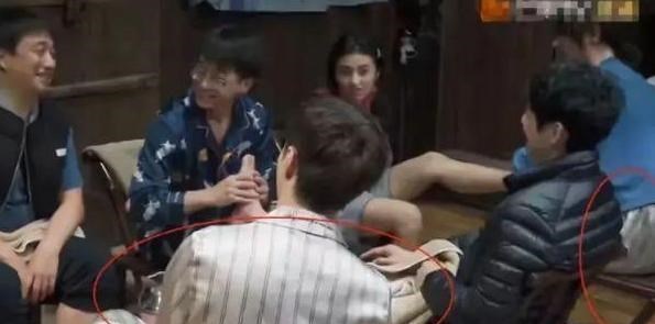 张艺兴|张艺兴《向往5》从不喝特仑苏，不是不能是不敢，一口赔偿上百万