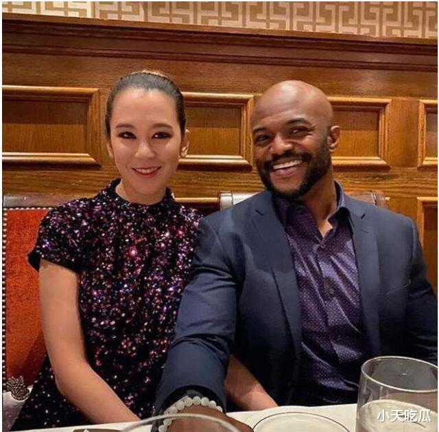 陈见飞|陈冠希姐姐陈见飞，与黑人男友街头热吻，42岁保养似18岁少女