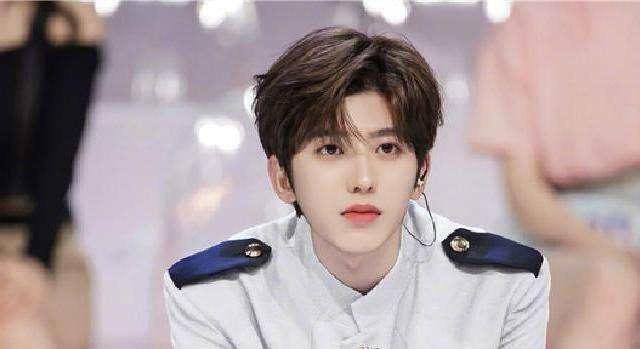 李庚希|小八卦，蔡徐坤，李庚希，刘亦菲，吉克隽逸