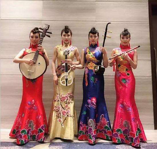 吴建豪|当年红遍国内的“女子十二乐坊”，现如今销声匿迹，原因为何