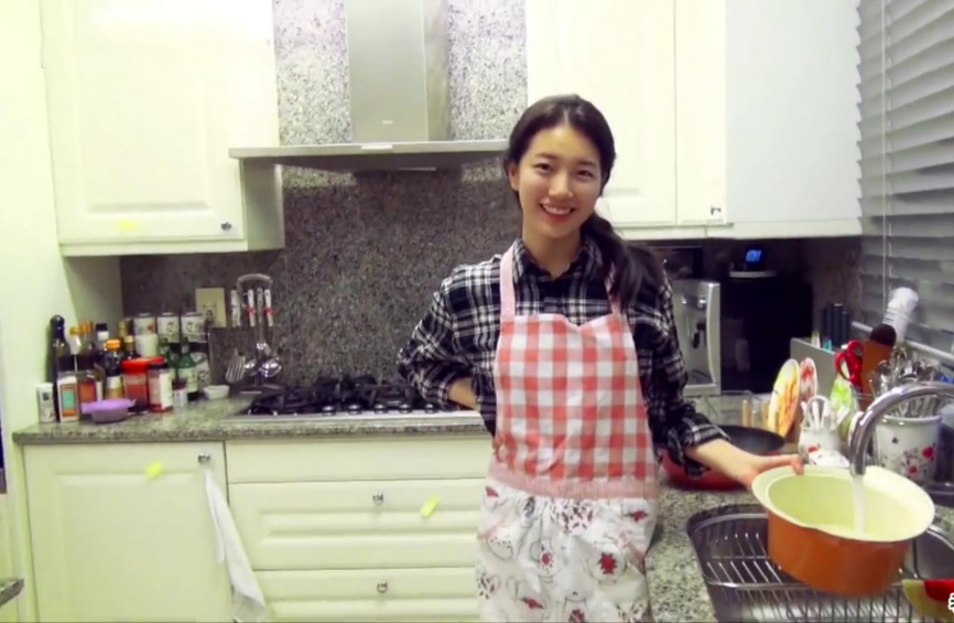 山河令|25岁就成为250亿韩剧女主，坐拥亿万豪宅，衣服多到摆放在走廊