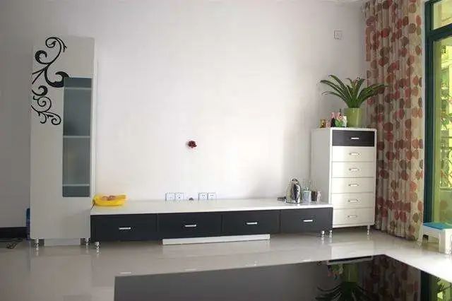 装修时尚家|新房刷大白，婆婆坚持小便池和蹲厕都要装，入住后确实干净省事！