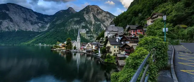 恒大|盘点十余家爆雷房企 他们的文旅项目还好么？