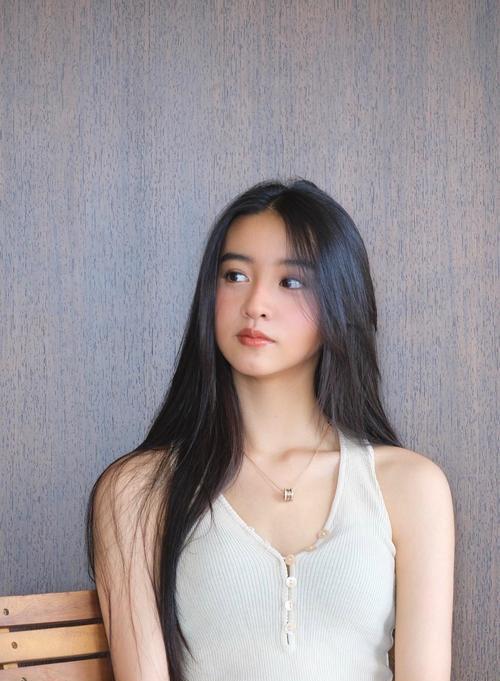 浓妆|木村光希的颜值，需要换上红唇才能“解锁”？