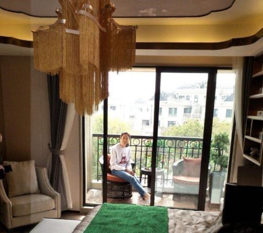 阳光语言矫正说|参观朱婷如今住的豪宅，坐落乡村气派豪华，她的努力终于获得回报