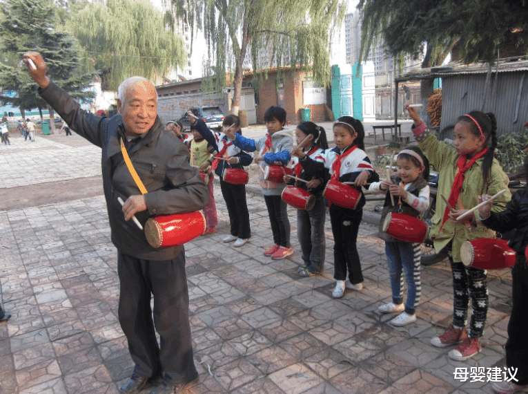 母婴建议|农村学生考上二本大学,属于什么水平?看到这张成绩单后就明白了