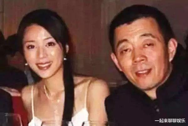 蒋雯丽|蒋雯丽：忍受丈夫出轨，跟小19岁黄轩传绯闻，她的报复你想象不到