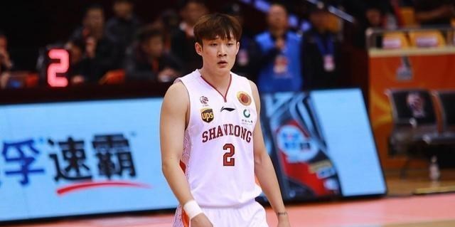 交易 CBA表现最差的九大顶薪球员！三人曾都是国手，谁会被交易？