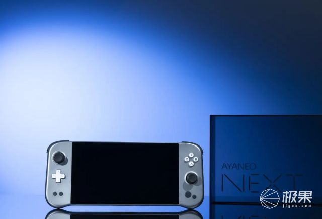 CPU|AYANEO NEXT探索版掌机体验：能放进口袋的电脑，热门游戏都能玩