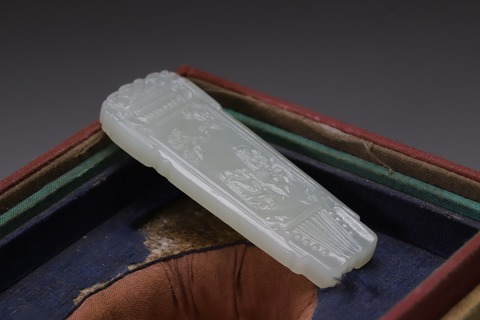 和田玉籽料|舊藏和田玉籽料“高士博弈”芝亭佩