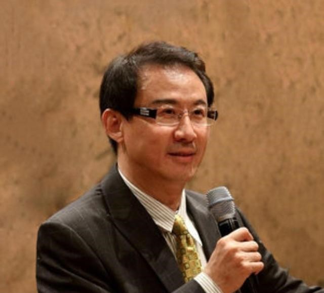 吴有情聊|言兴朋、关怀下海经商，刘桂娟转战歌坛，可惜洪雪飞走穴命丧戈壁