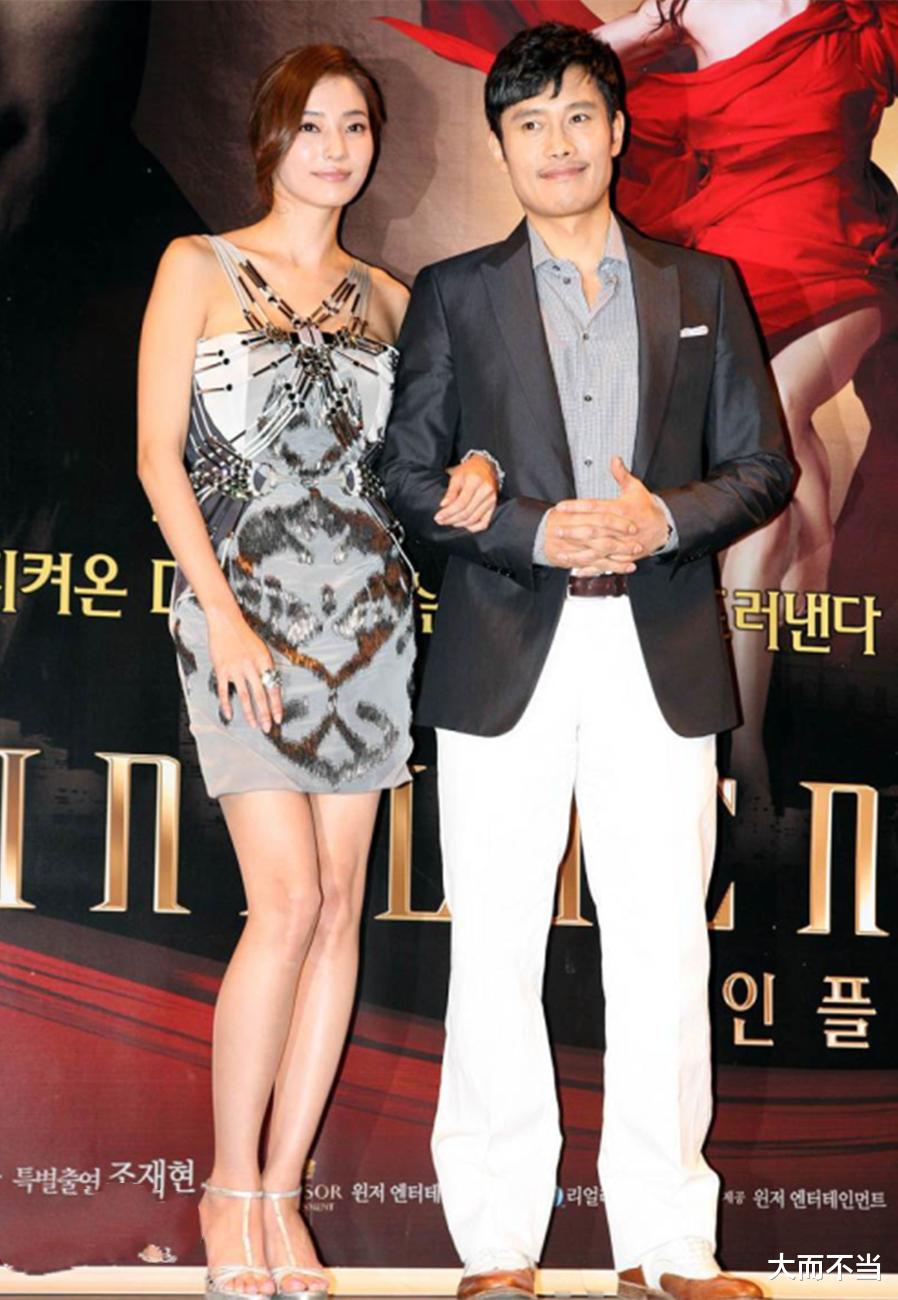 李秉宪|昔勒索李秉宪入狱1年，今转行性感女主播，12小时捞金380万