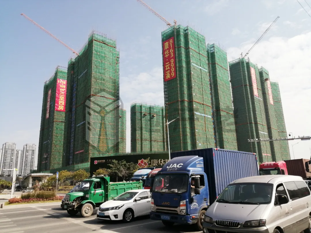 阿拉尔|踩盘记 | 一口气备案895套,这个地铁上的盘到底有多硬核?