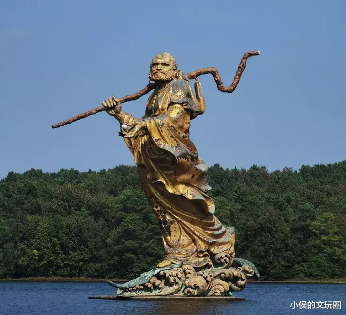 奇石|这个让人一眼想歪的奇石卖了12万！