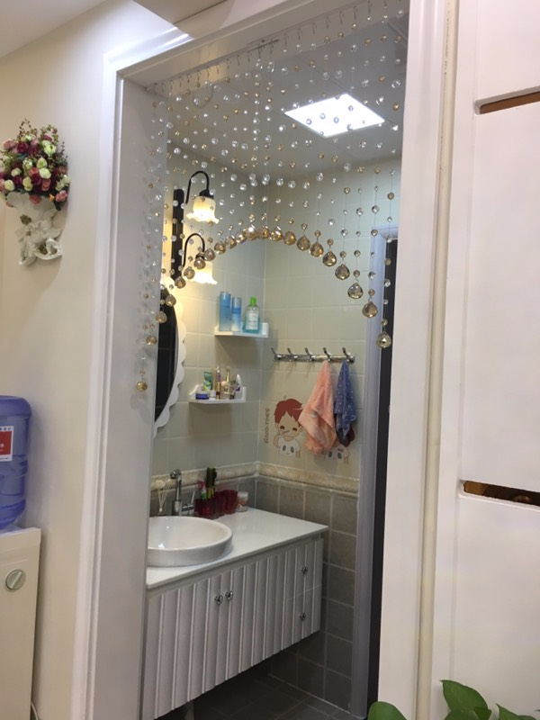 简易设计 家有爱洁癖婆婆，每天把房子收拾干净，入住1年还跟新的一样