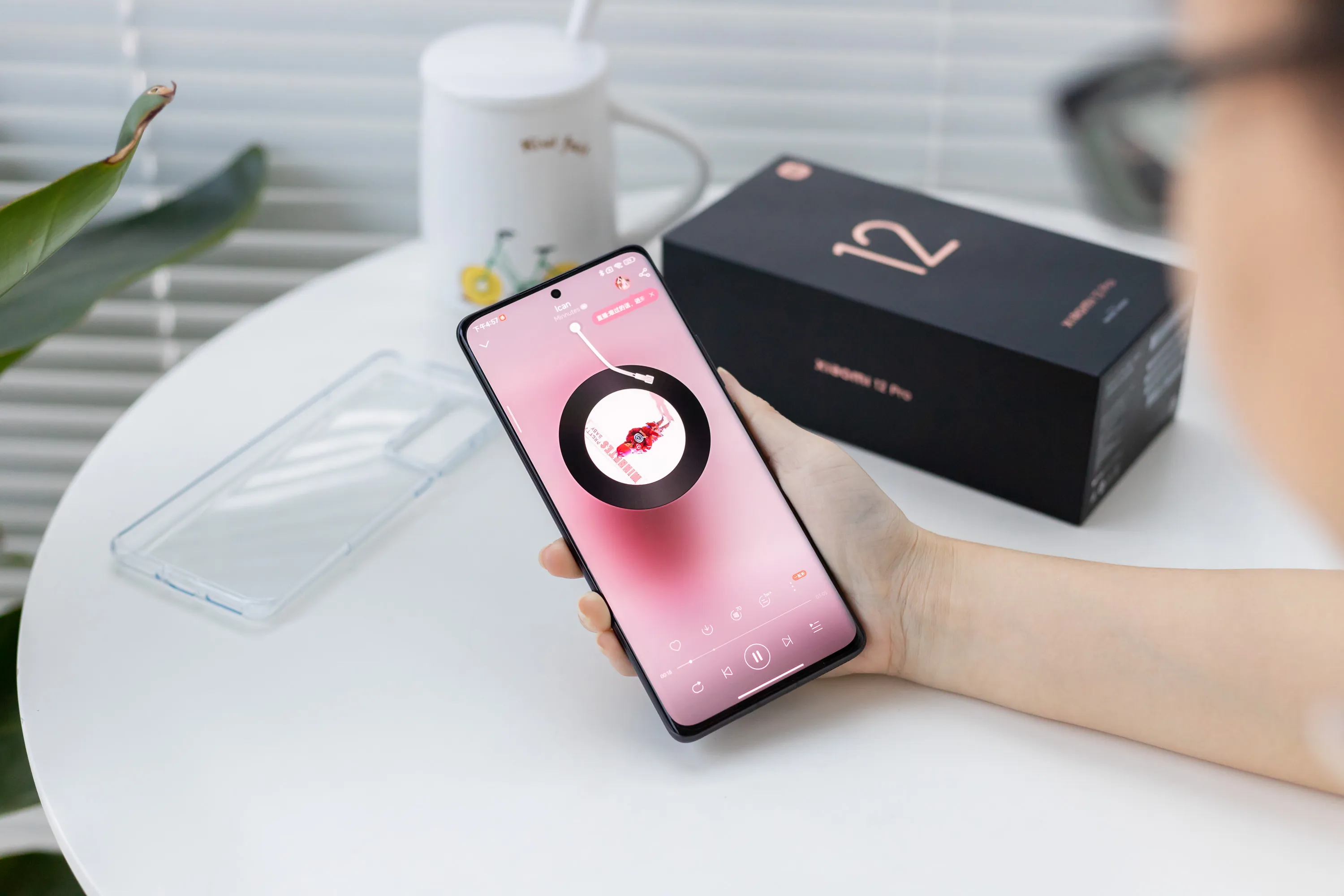 小米科技|4600mAh电池能用多久？小米12 Pro电量评测，结果跟大家想的不同。