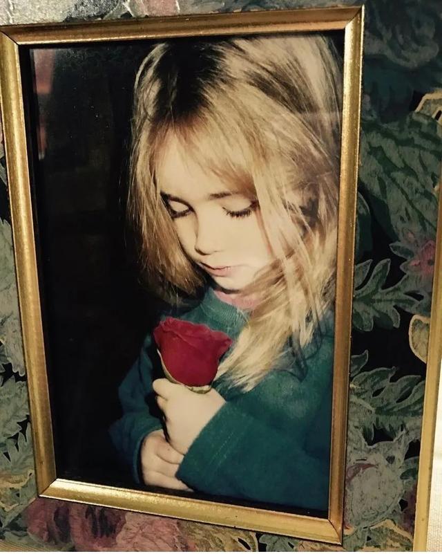 贝克汉姆|沾喜气！爱情事业双丰收的Lily Collins，为什么会如此好运？