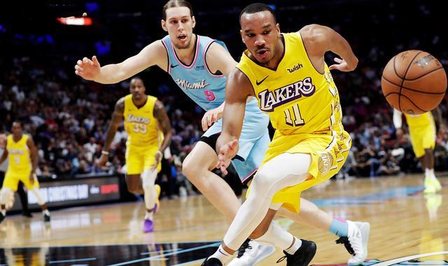 湖人隊|7換4，湖人管理層膽子太大了，這是要破釜沉舟了