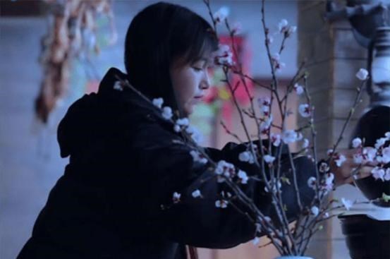 盛夜霄的星座解说 彻底“撕破脸”了，“最惨打工人”的李子柒，刚刚出手反击资本