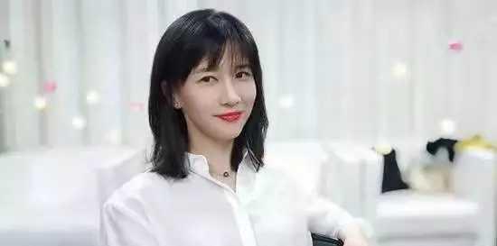 梅高兴谈娱乐 papi酱被曝工作室莫名被注销，官方：非公有资本不得涉及舆论导向