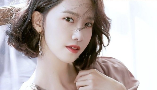 林允儿|林允儿的短发简直是颜值巅峰呀，可盐可甜，网友：第一眼就爱上了