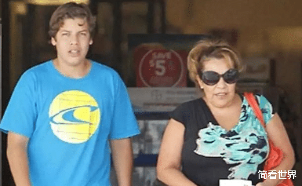 阿诺德·施瓦辛格|玛丽亚有多崩溃?丈夫施瓦辛格眼皮底出轨胖保姆,持续20年还生子