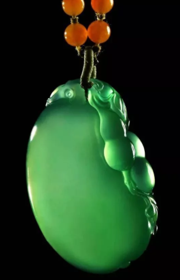 翡翠|比帝王绿更珍贵的神级翡翠-龙石种翡翠