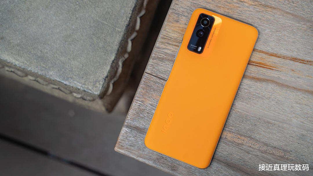 智能驾驶|一不小心就能轻松用上10个小时，这四部大电池手机谁顶得住？