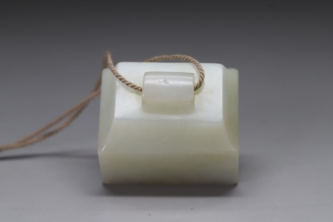 和田玉籽料|回流 舊藏和田玉籽料“四方印章”