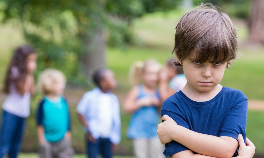 往事说育儿|当孩子虐涛小动物时，家长要注意及时纠正孩子的残酷心理