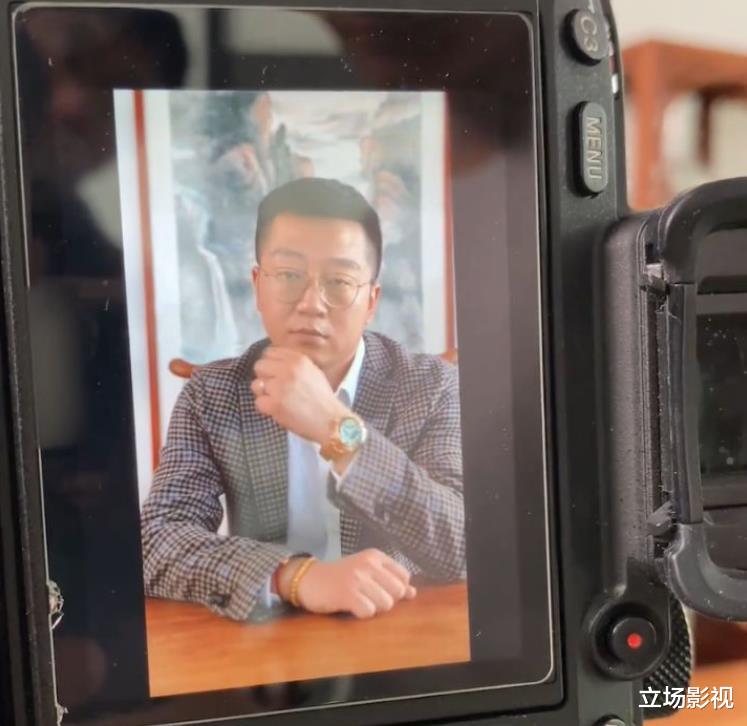 朱一旦|回不去的“劳力士”，枯燥老板“朱一旦”的崩塌史