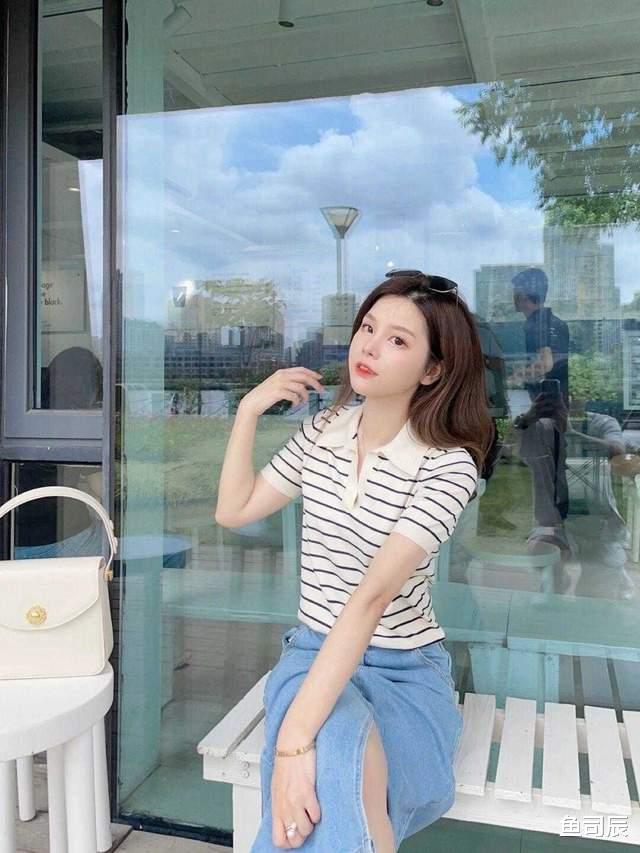 鱼司辰|秋天的正确打开方式，针织衫搭配裙子，温柔到骨子里了，优雅洋气