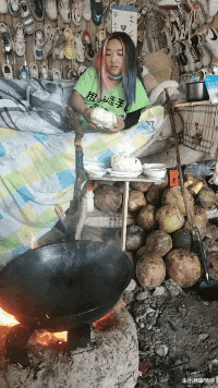 朱小燕聊情感|“你用的杯子,暴露了你的工作职位,真是真实啊! ”哈哈哈哈