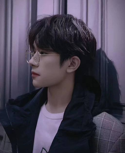 白敬亭|5位“眼镜杀”男星，白敬亭尽显书生气质，易烊千玺撩到你了吗？