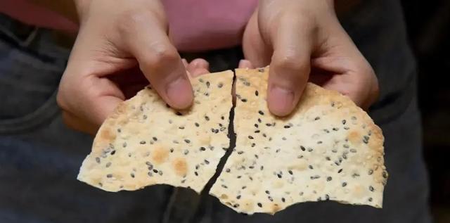 百艾堂|疏通身体的2个方法：拍打和饮食！让你经络通畅，阳气足！
