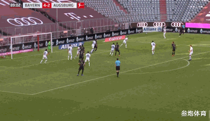 拜仁慕尼黑|5-2！拜仁踢疯了，莱万读秒破纪录+创3大历史，7冠教头离队