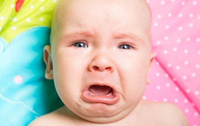 全能辣妈plus|新生儿“头一抱”很“挑人”，这3种至亲的人也不能碰，希望家长知晓