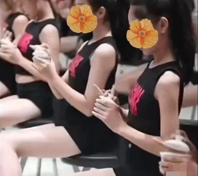 兜妈爱叨叨|头戴王冠，身穿公主裙，“小名媛培训班”引争议：学来何用？