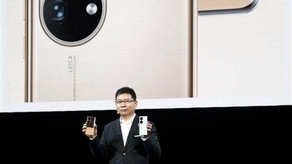 path|华为P50 Pocket基本确定，纵向折叠+麒麟9000，可惜不支持5G网络