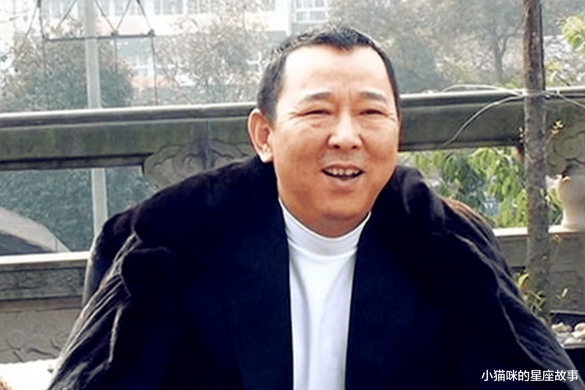 小猫咪的星座故事 首个被注射死刑的亿万富翁，死前想用钱买命，妻子一直在喊冤