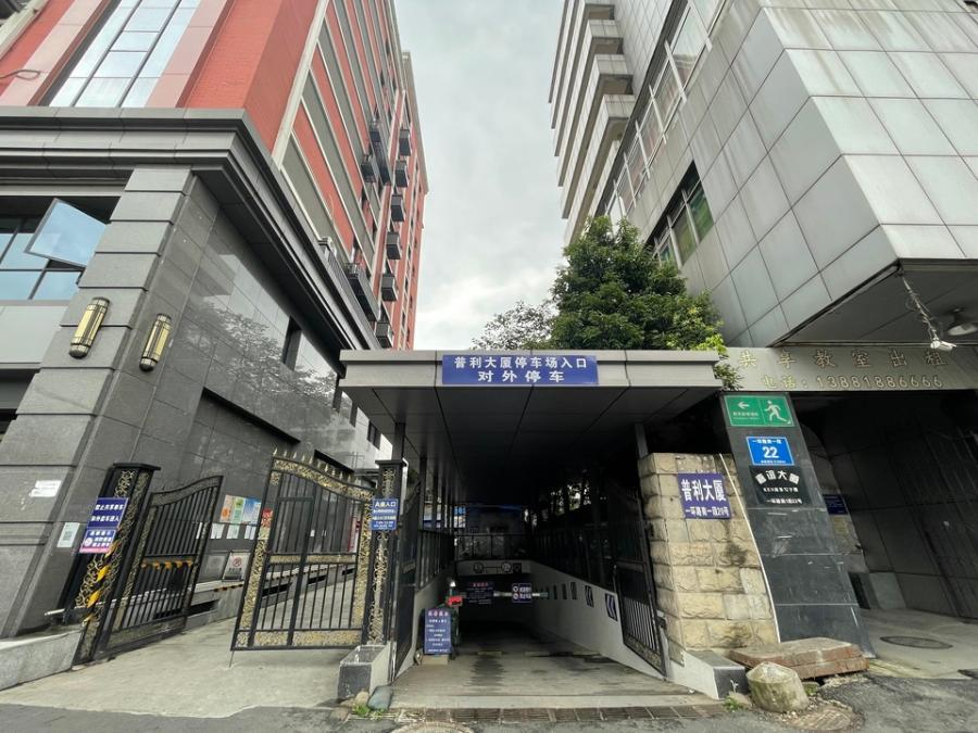 武侯|腰斩价格无人接盘！成都武侯区一套214万的住宅，降至120万没人要