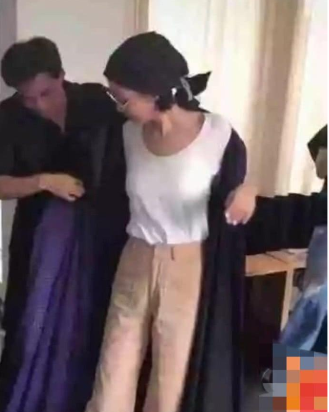 王菲|王菲魅力有多大？当看清楚真实身材后，网友：知道谢霆锋念念不忘的原因了