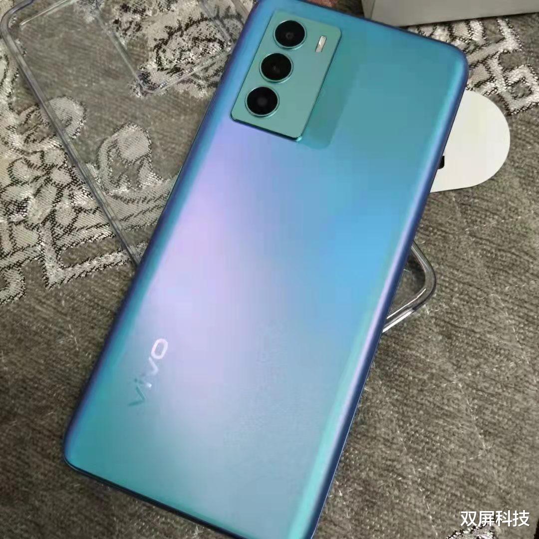 vivo|5000mAh+骁龙778G+立体声双扬，跌至1669元，vivo也很给力
