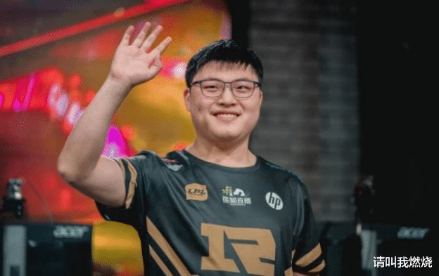 Uzi|IG被爆再次邀请UZI复出？网友：Rookie已经老了，神来了也没用！