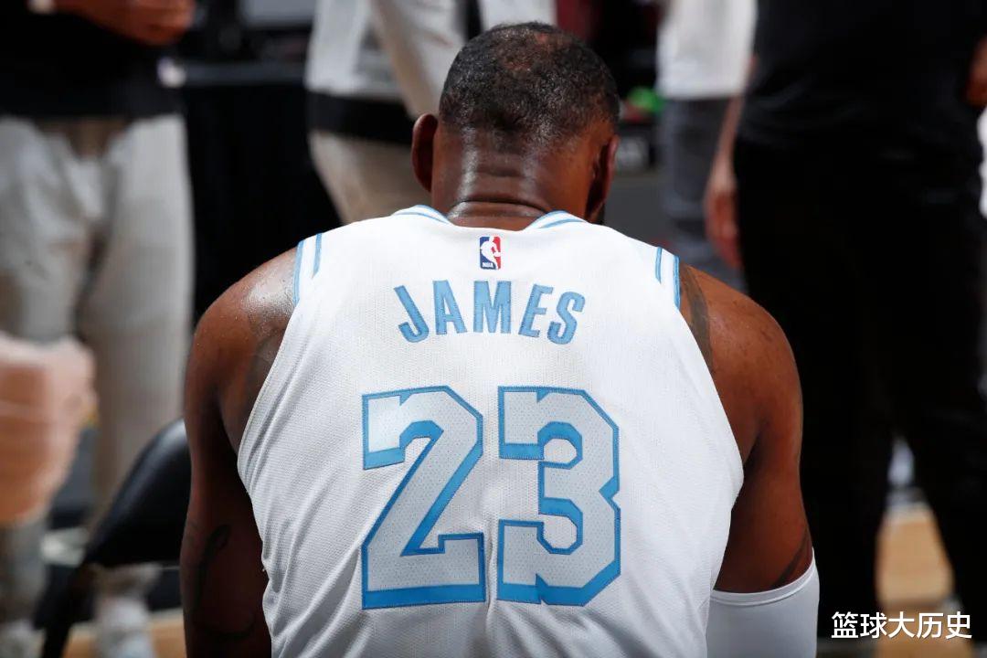 湖人隊(duì)|18年了！第一次！承認(rèn)吧，一個(gè)時(shí)代結(jié)束了！