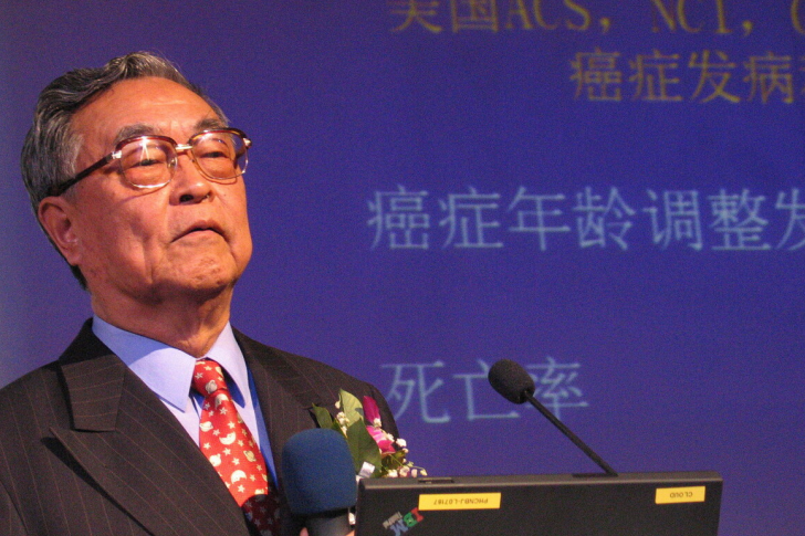 肝脏|研究癌症60年，92岁肿瘤院士告诫：4个因素尽量避免，那是自毁