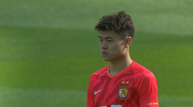 清浅微笑的我|中超：广州队曾7球大胜重庆队，山东泰山交锋完胜广州城