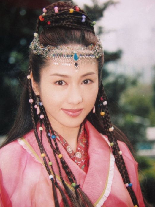 胡定欣|她是TVB“视后”,曾与庄思敏“互撕”,黄日华为她得罪了陈敏之